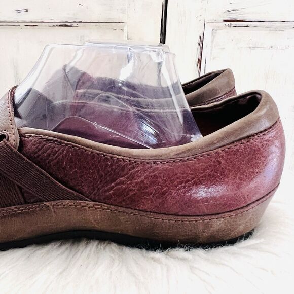 Clarks Artisan Burgundy Red Pebbled Leather Mary Jane Slip on Comfort Shoes 11M - Picture 3 of 9